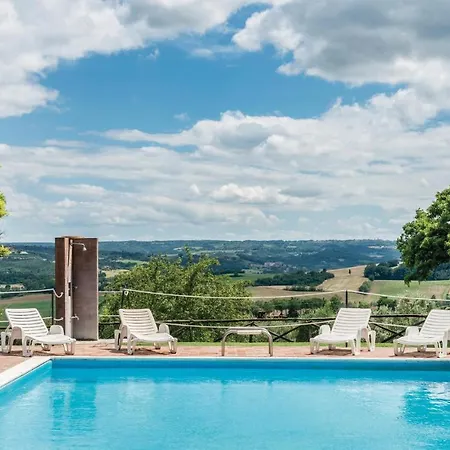 Апартаменты Amazing In Castiglione D,lago Pg